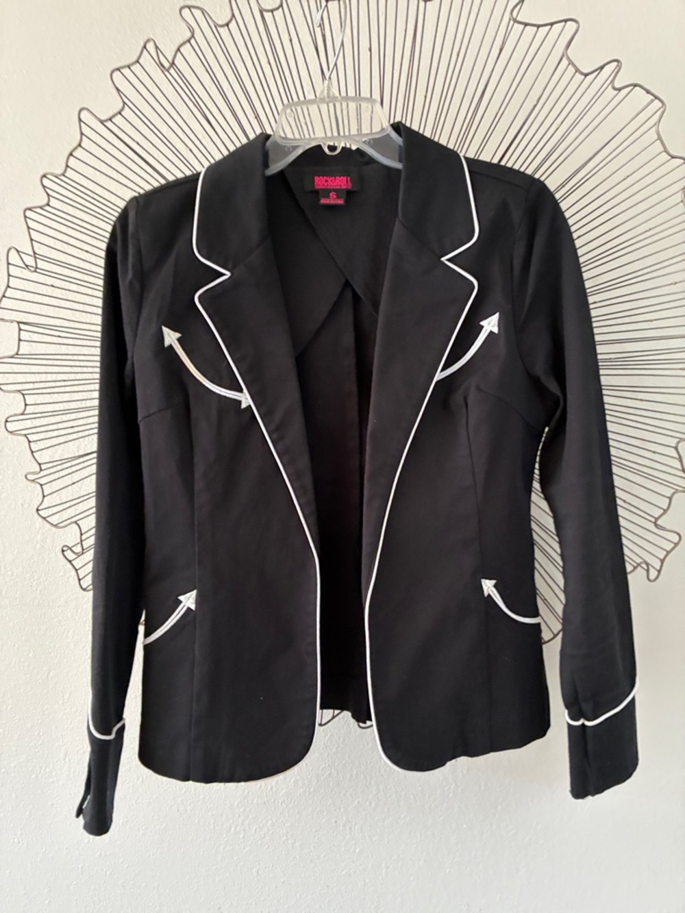 Rock & Roll Cowgirl Jacket Black with White Embroidery Size S